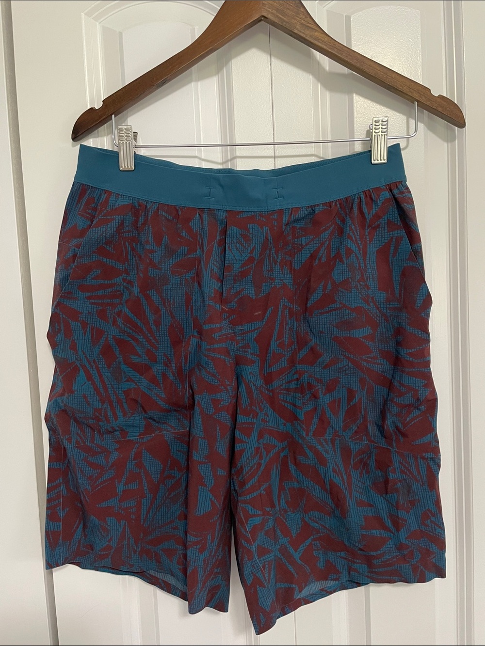 Lululemon T.H.E unlined short 9 inch